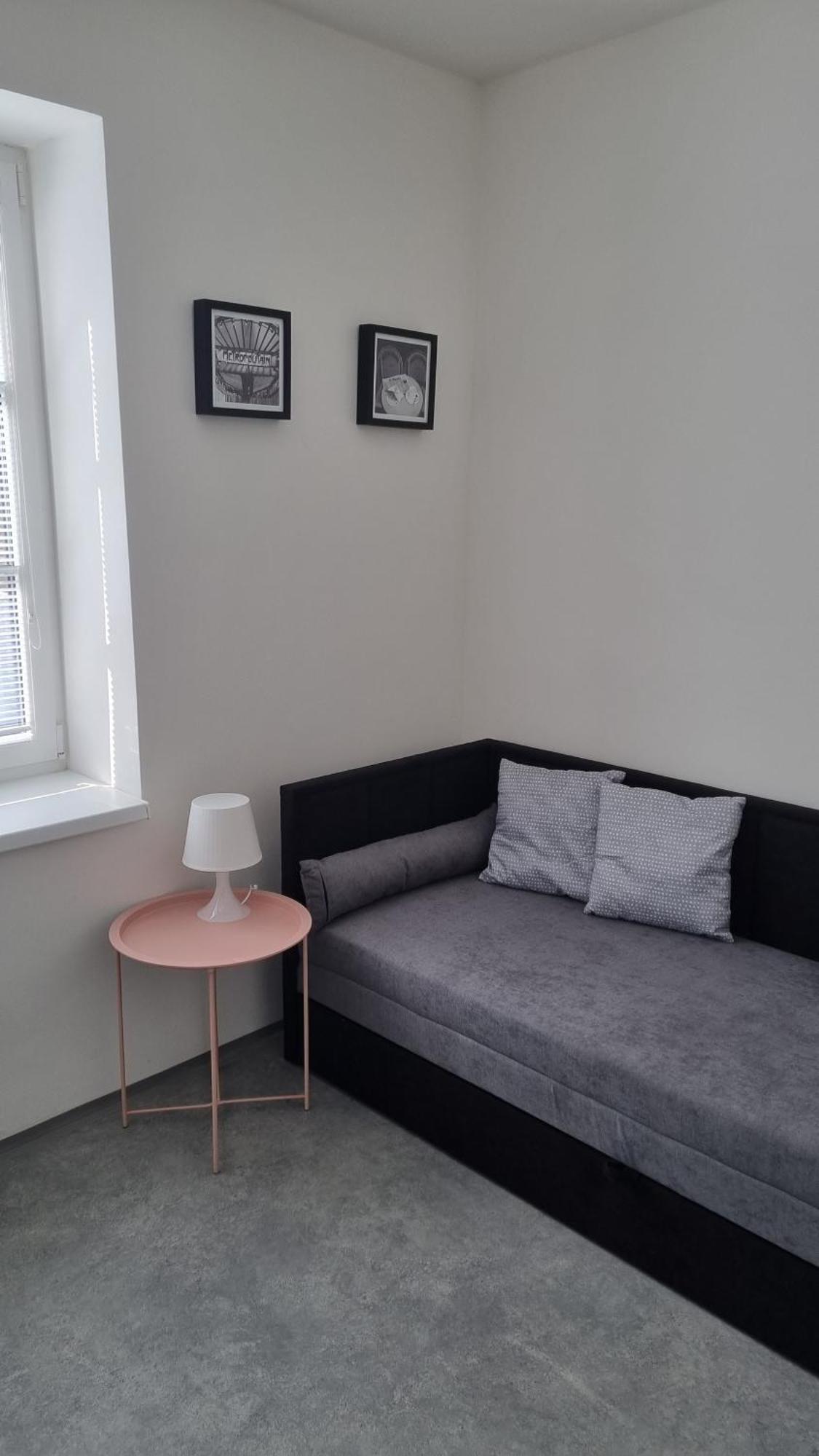 Atrium Apartment *